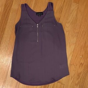 Lavender V-Neck Tank Top with Zipper
